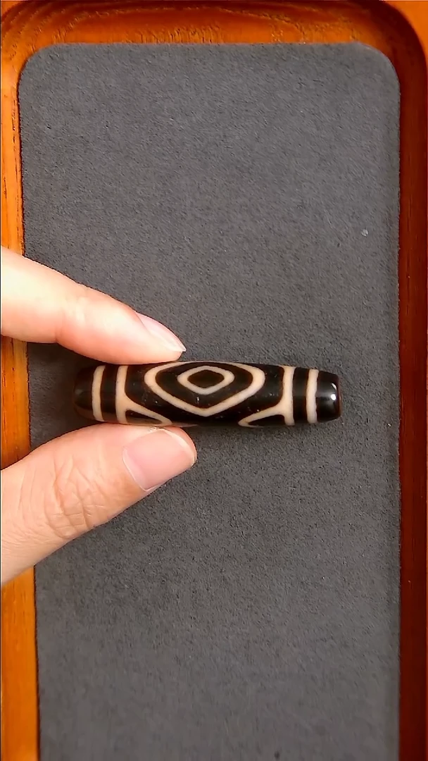 未镶嵌玛瑙/玉髓珠宝半成品上肯全手工金刚二四六眼天珠13*51