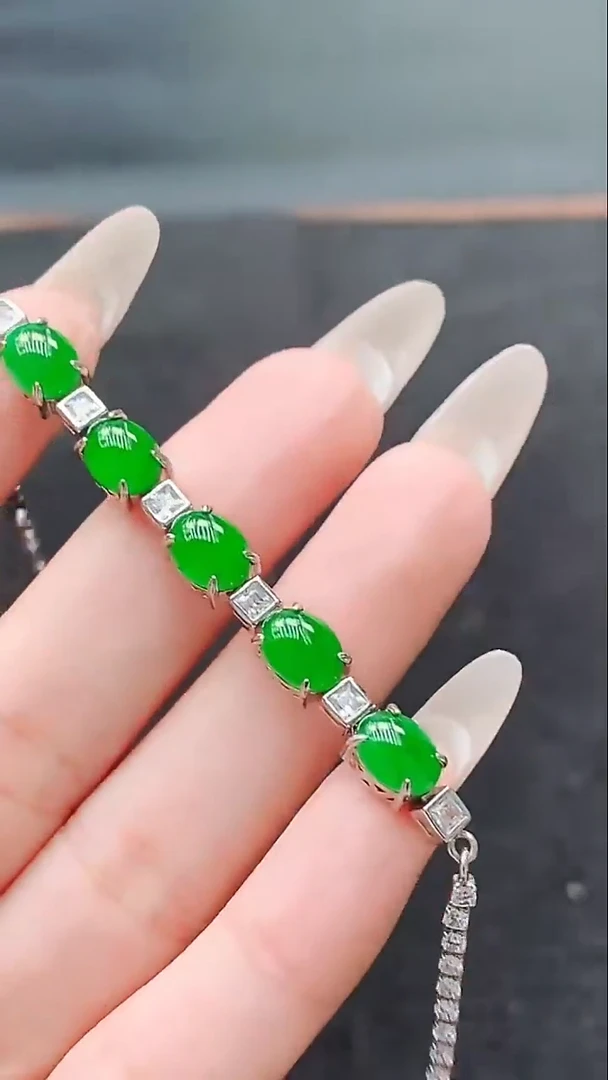 未镶嵌挂件翡翠天然翡翠