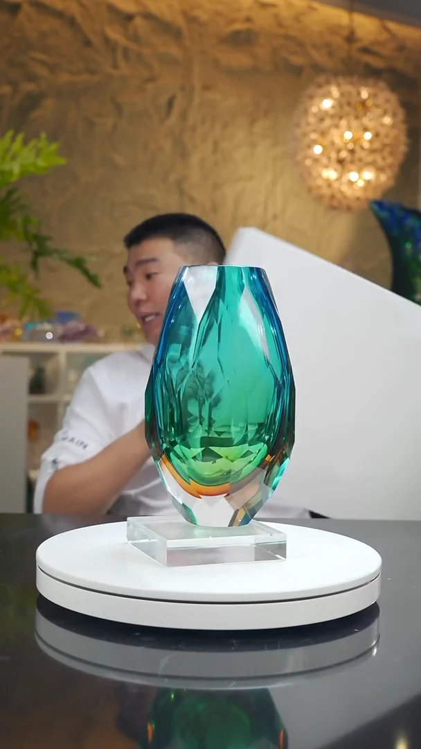 手工艺品琉璃蓝金色切面花器