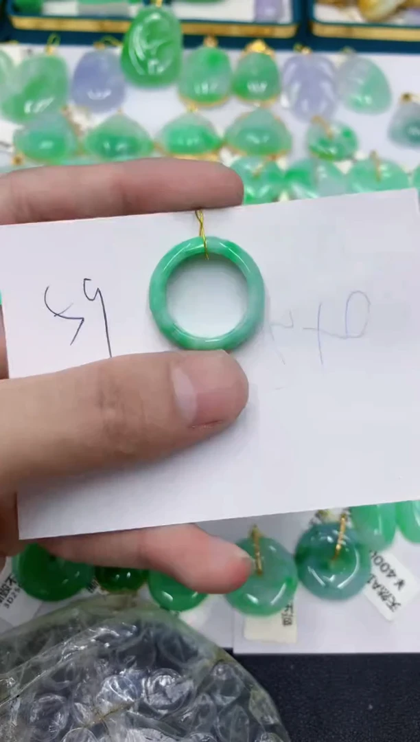 颈饰未镶嵌翡翠1111111