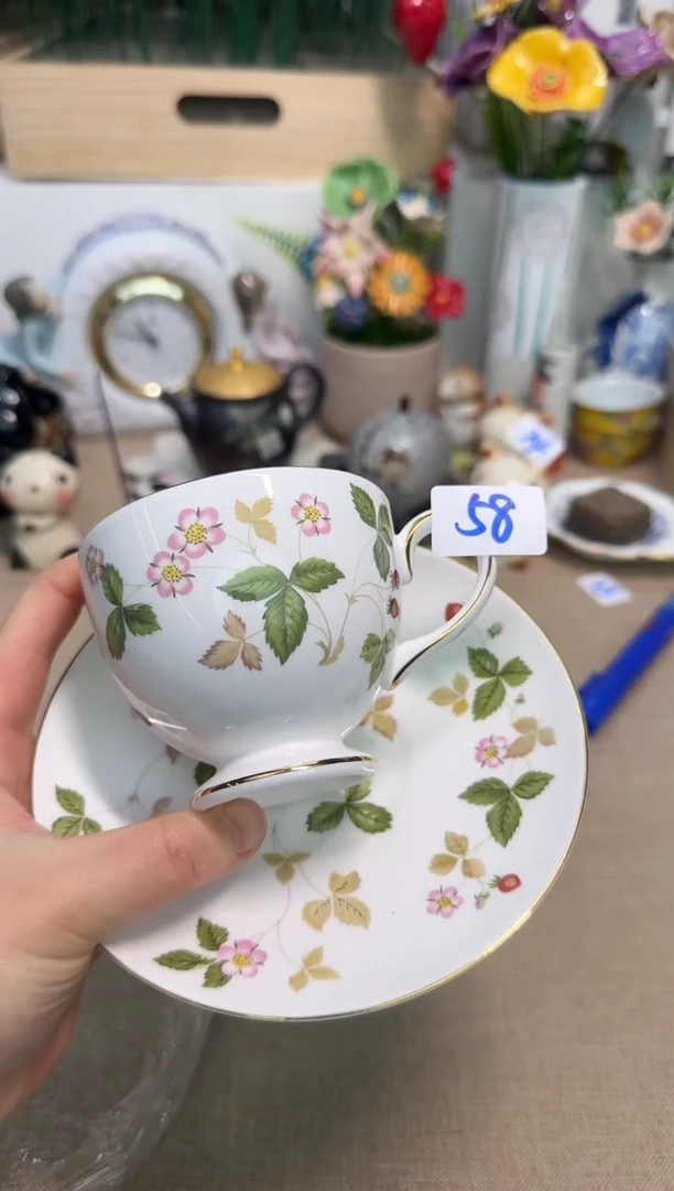 瓷片辰辰家的瓷器真好看