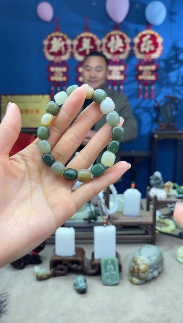 【闪购商品】和田玉颈饰未镶嵌1