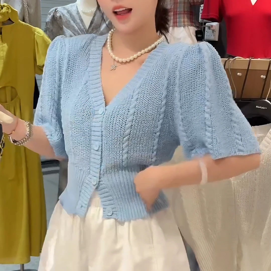 2025夏季显瘦韩版单穿设计V领短款收腰镂空针织衬衫女LK2503633