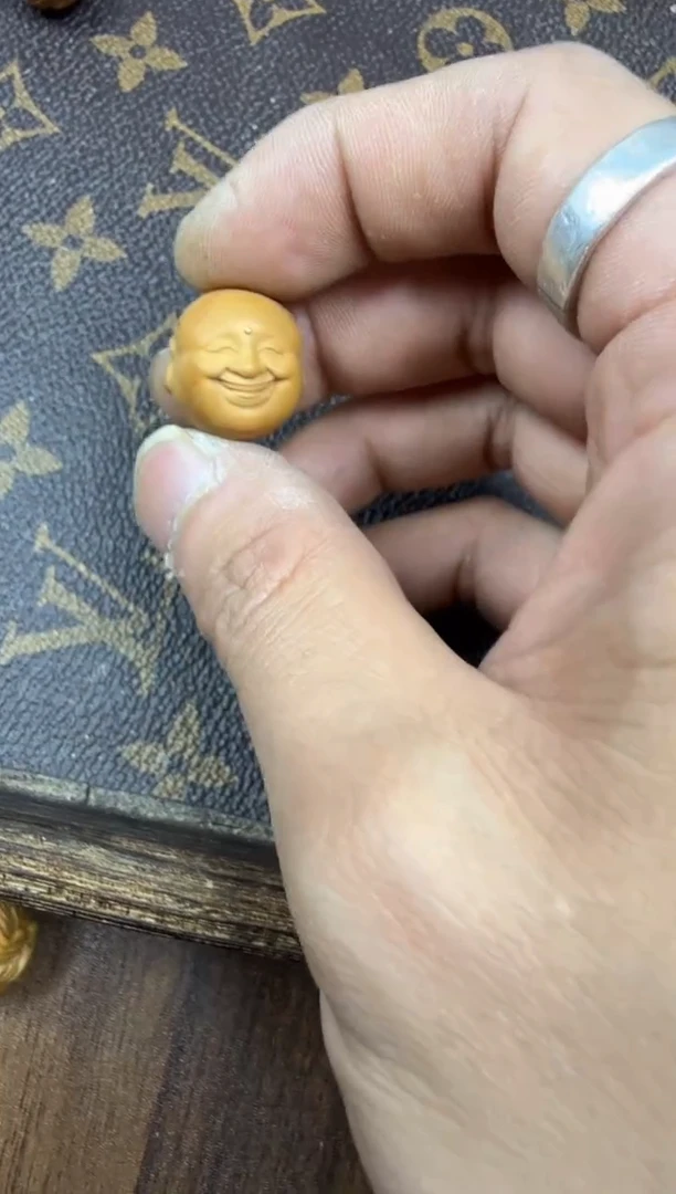 【闪购商品】猴头核桃吊坠笑佛 重工