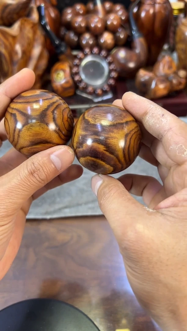 【闪购商品】黄花梨/降香黄檀手串/手链海南黄花梨4.5叉纹对眼手球