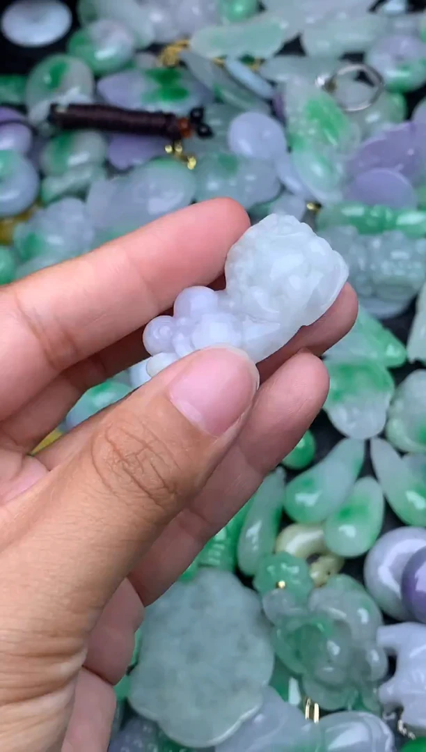 翡翠未镶嵌颈饰天然缅甸翡翠吊坠