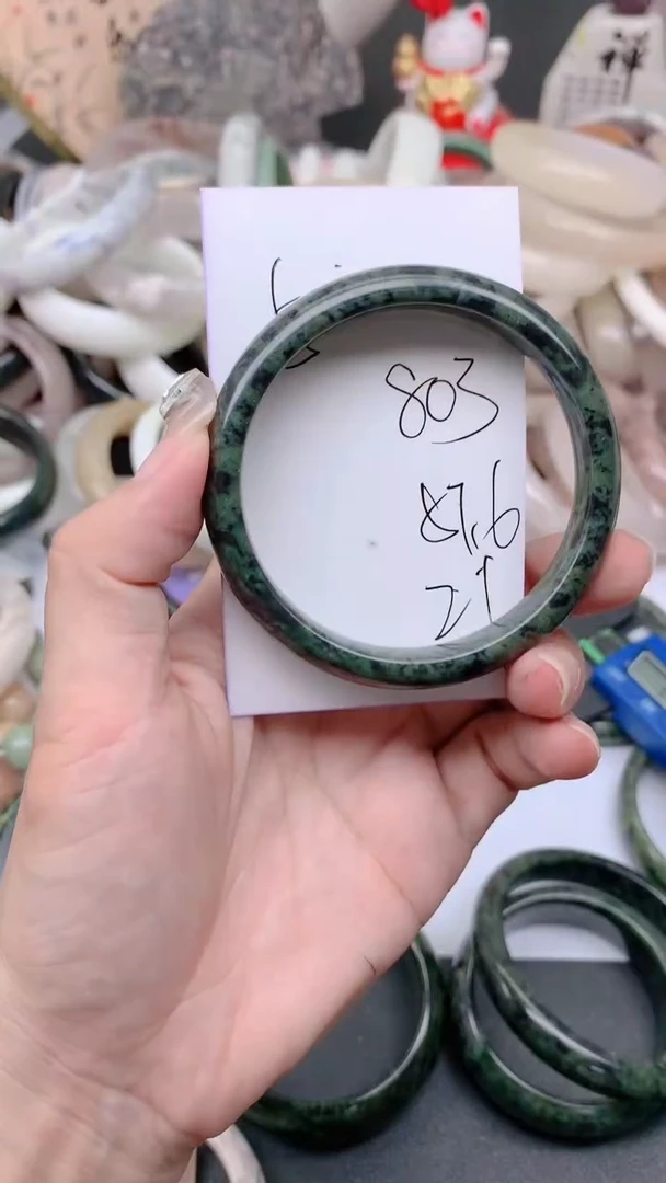 未镶嵌手镯石英质玉803