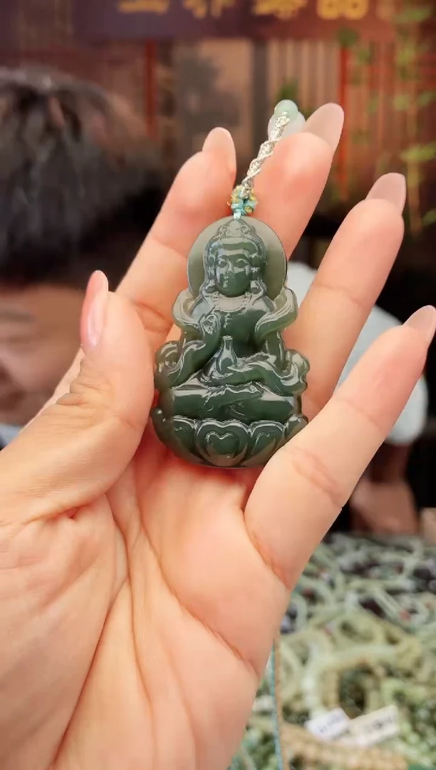 颈饰未镶嵌和田玉1