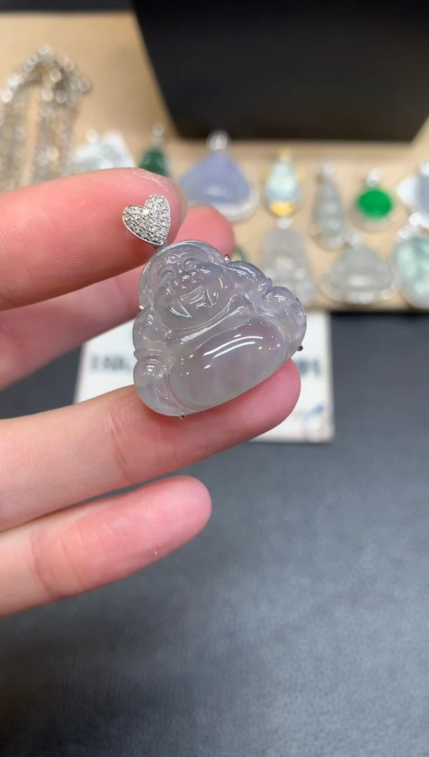 【闪购商品】翡翠颈饰18K金镶嵌佛公【无服务费】