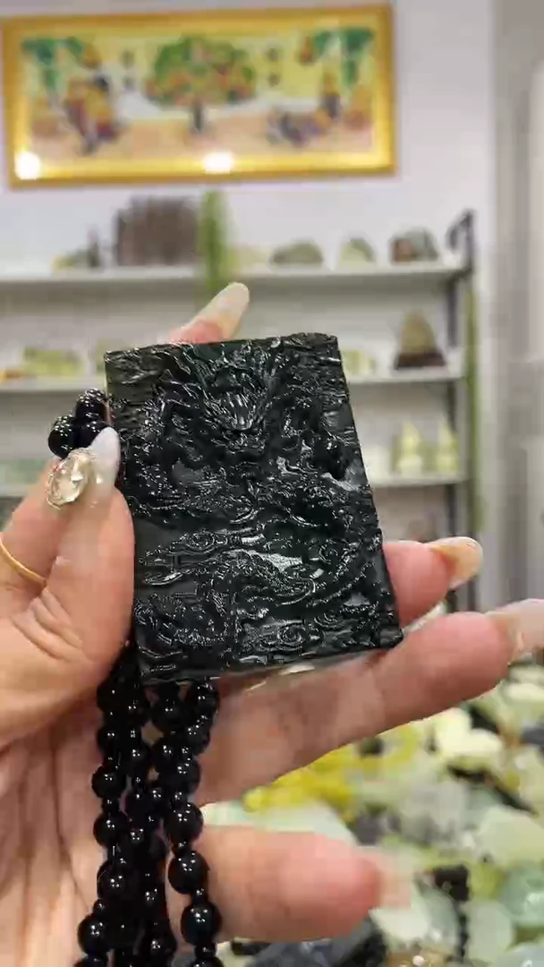 岫玉未镶嵌吊坠