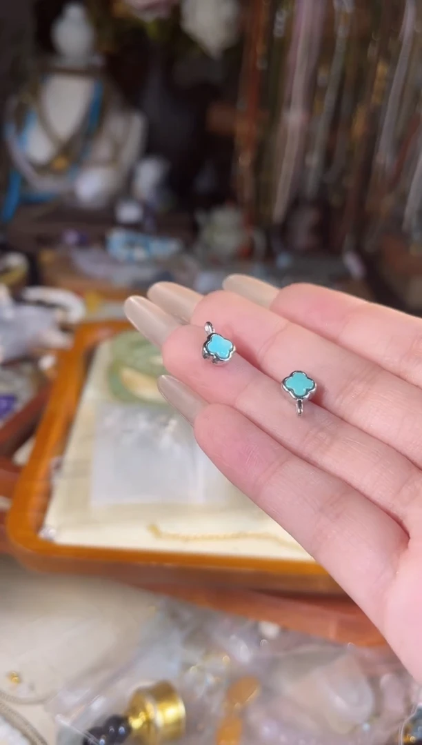【闪购商品】水晶吊坠(不含链)银S925镶嵌多样性发货其一