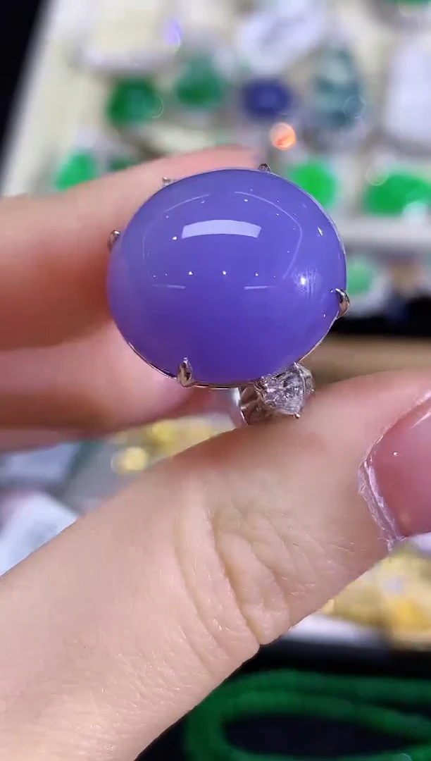 18K金镶嵌戒指翡翠韩*臻AL多样性发其一