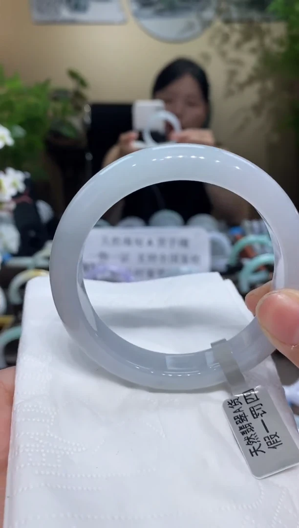 翡翠手镯未镶嵌60.7翡翠