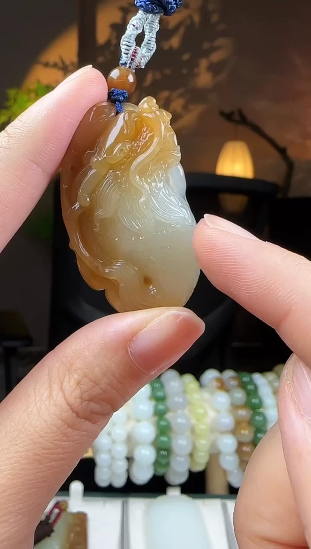 吊坠(不含链)未镶嵌和田玉JJD0104086多样性发一