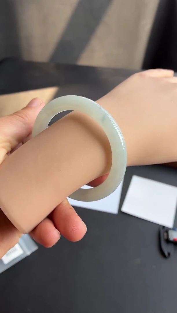 未镶嵌手镯翡翠130号56*9.3*8.6圆条