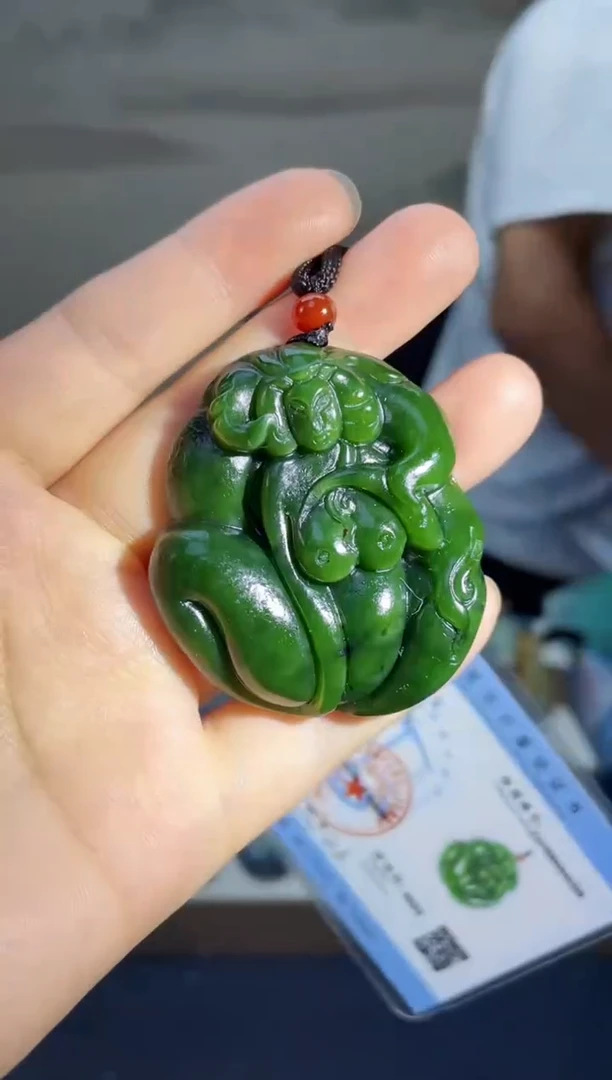 和田玉未镶嵌颈饰1
