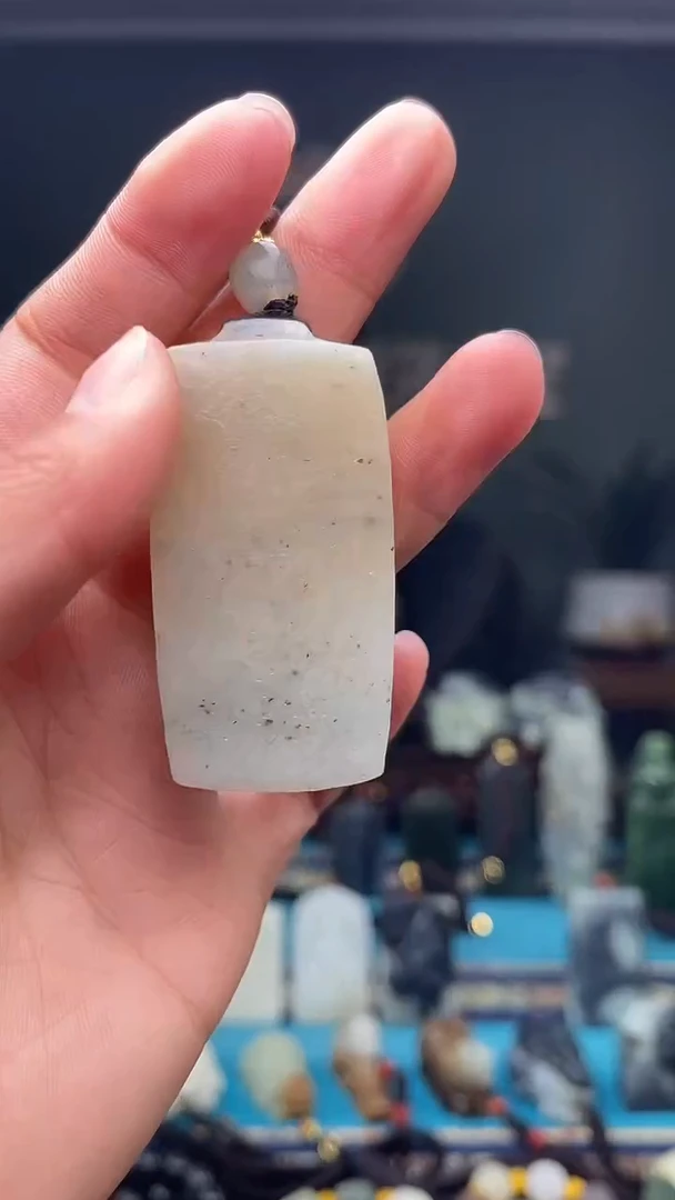 未镶嵌和田玉挂件1