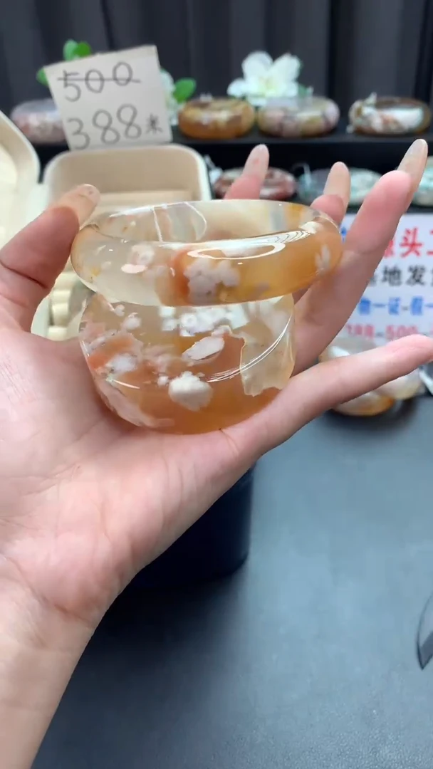 未镶嵌手镯石英质玉（60圈口）赠送镯心