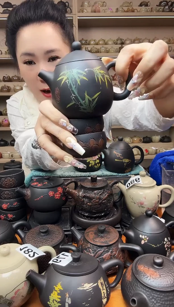 壶彩填龙蛋+2线雕杯 045