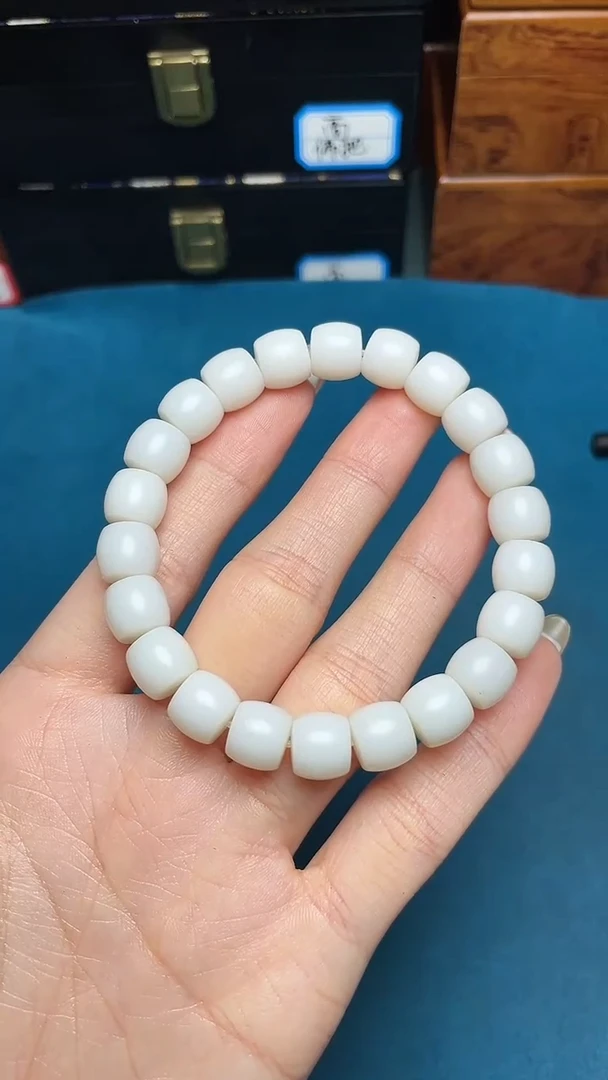 和田玉未镶嵌挂件和田玉