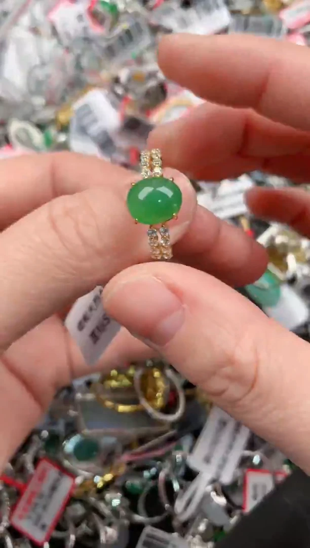 银S925镶嵌戒指翡翠333             6