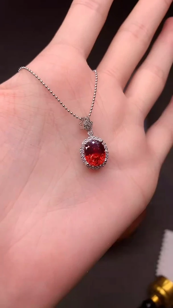 颈饰银S925镶嵌红色碧玺................
