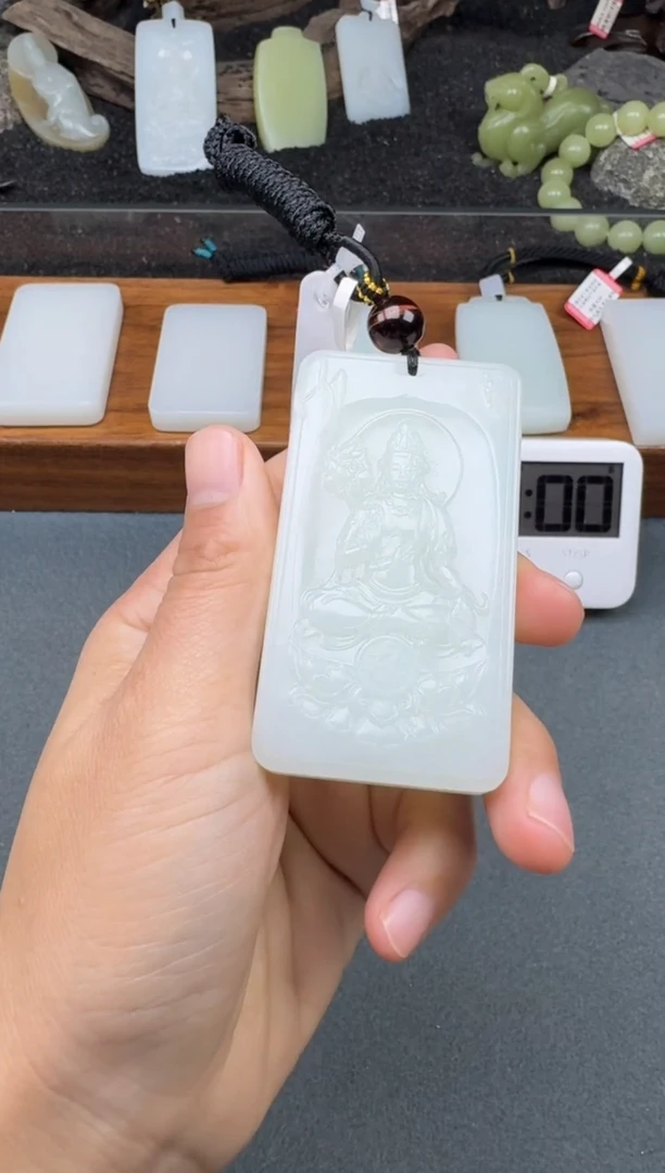 颈饰未镶嵌和田玉2