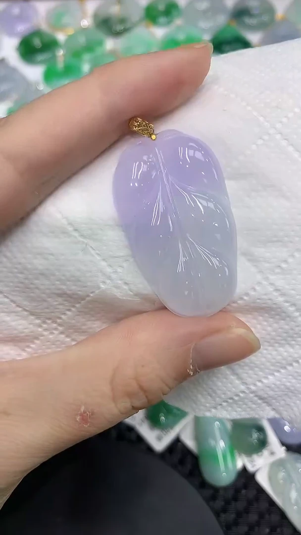 颈饰18K金镶嵌翡翠11111111