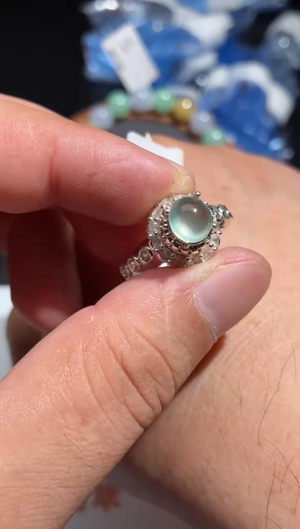 翡翠裸石天然翡翠【21494】7.1*6.3*3.9mm