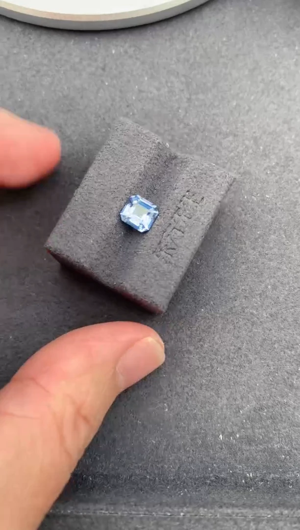 裸石蓝宝石1.16ct 无烧矢车菊蓝宝石 定制BA