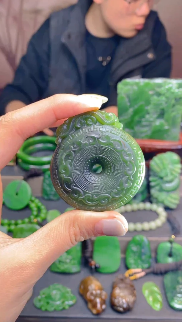 未镶嵌和田玉珠宝半成品1