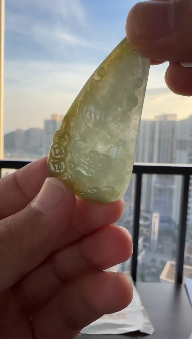 颈饰未镶嵌翡翠天然翡翠A货孤品一件