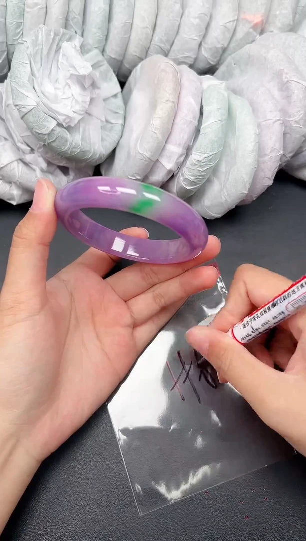 精品手镯，一物一拍U051