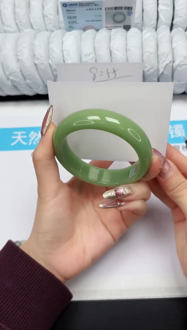 【闪购商品】石英质玉手镯未镶嵌10-55.5