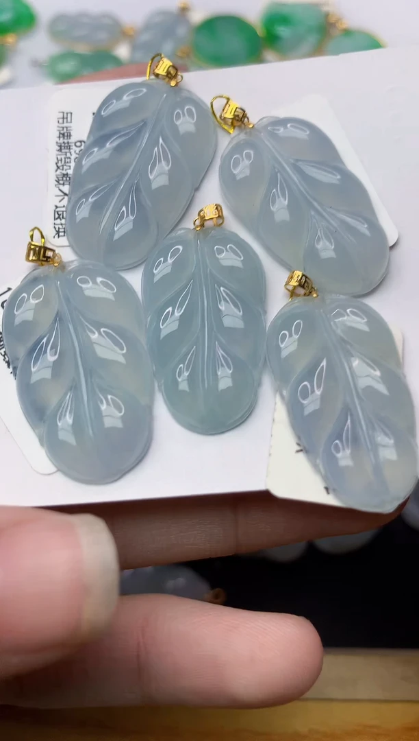 【闪购商品】翡翠颈饰18K金镶嵌62  多样性发其一