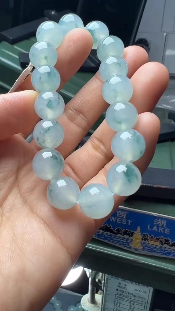 未镶嵌手串翡翠缅甸翡翠A货卡12.7左右