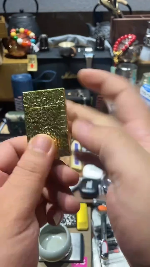 瓷片闪购商品 如图所示