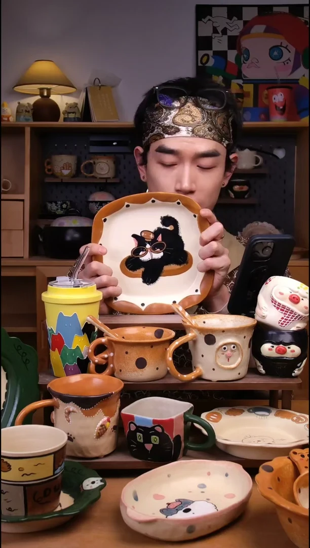 盘景德镇可爱设计师款陶瓷