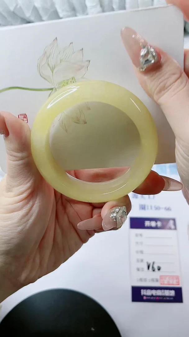 【闪购商品】石英质玉手镯未镶嵌多样性发货V60