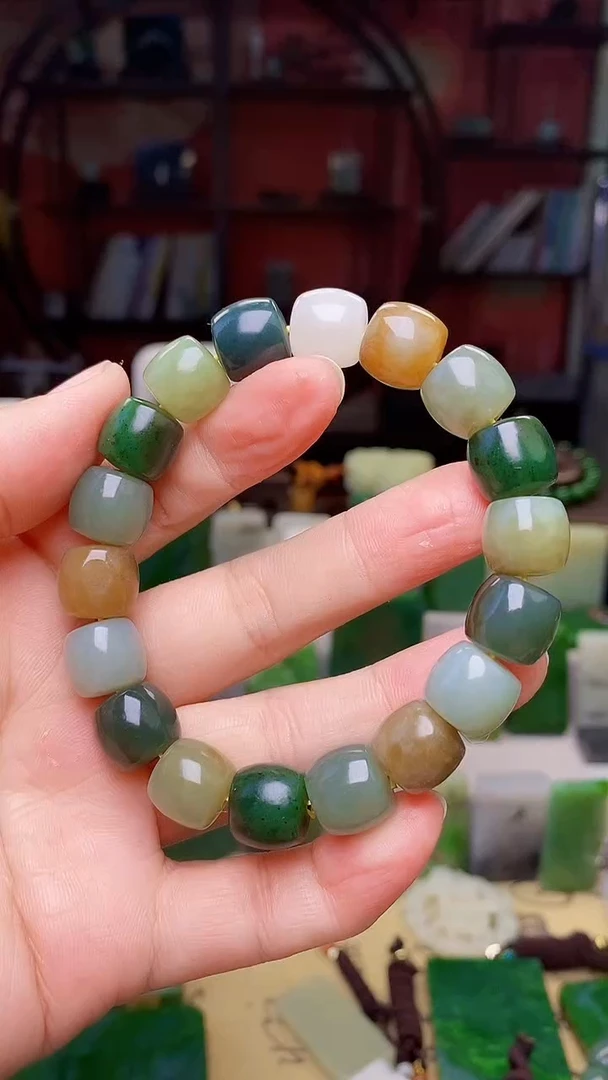 和田玉未镶嵌把件131