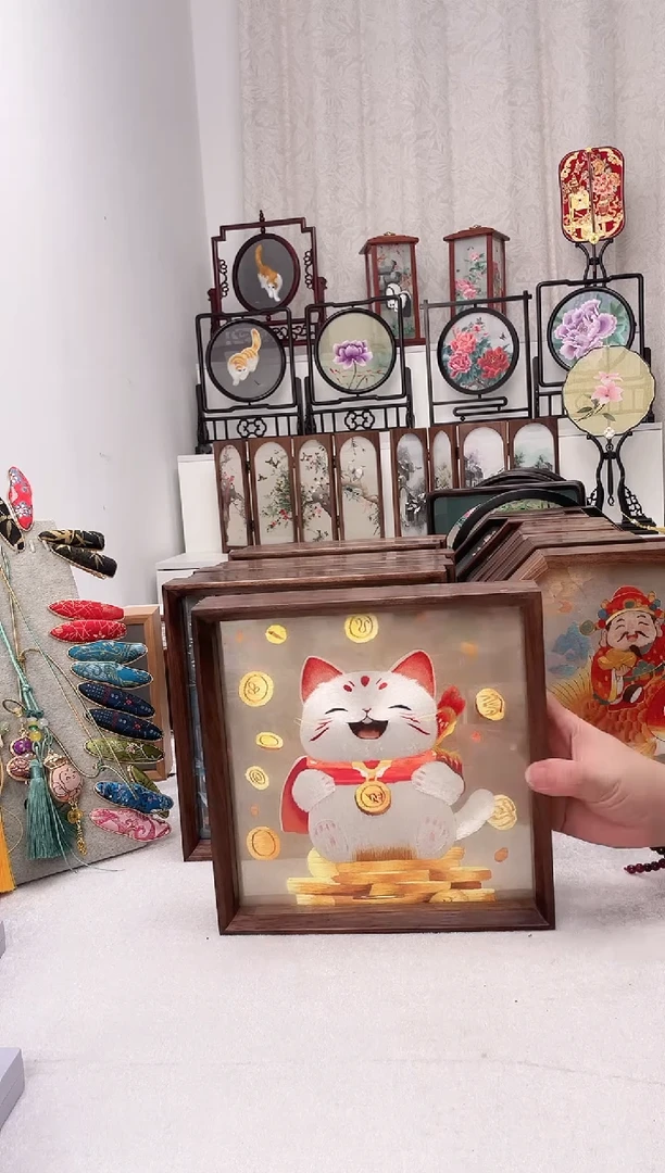 扇子苏绣作品手工摆台