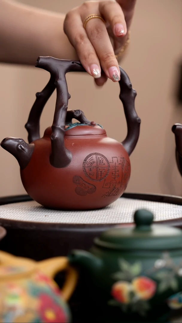 茶壶紫砂底槽清东坡提梁+杯+壶承