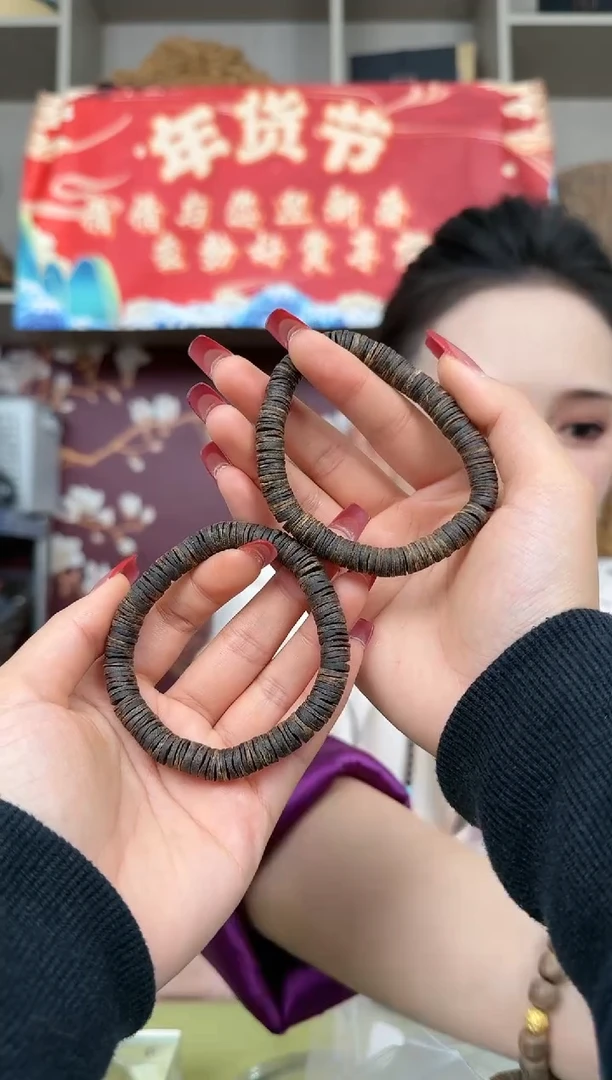 【闪购商品】沉香手串0.8切片单圈沉水绿棋多样性发其一