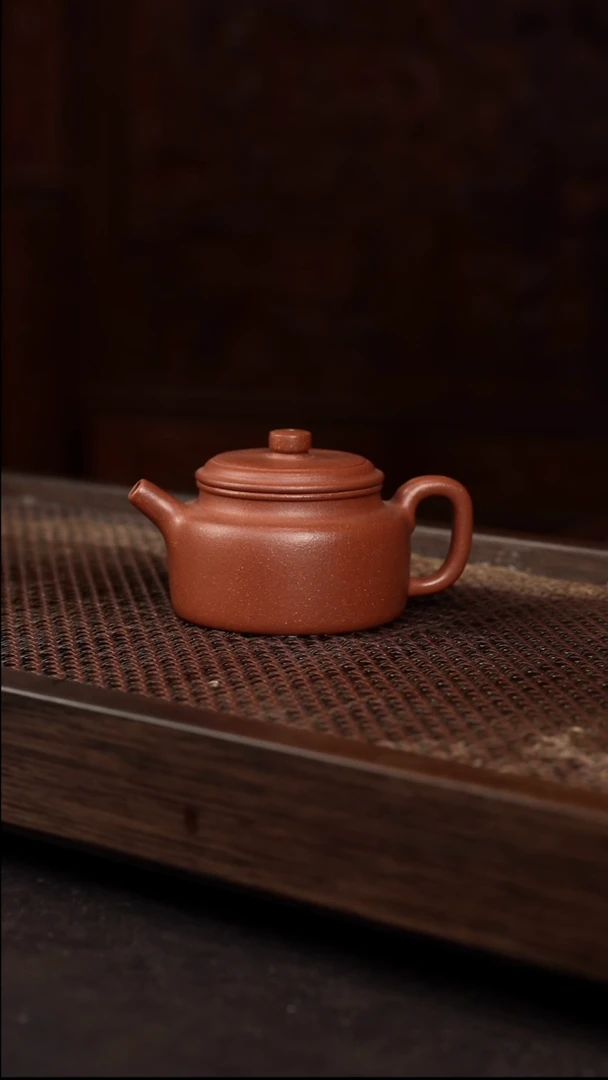 茶壶紫砂超矿标红降坡德中【带矿标证书】