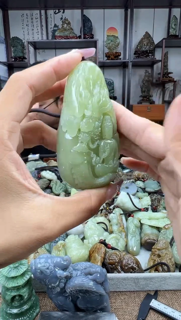未镶嵌和田玉把件1