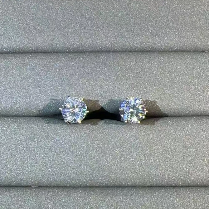 耳饰 【乾诚严选】时尚百搭三卡耳钉-W129