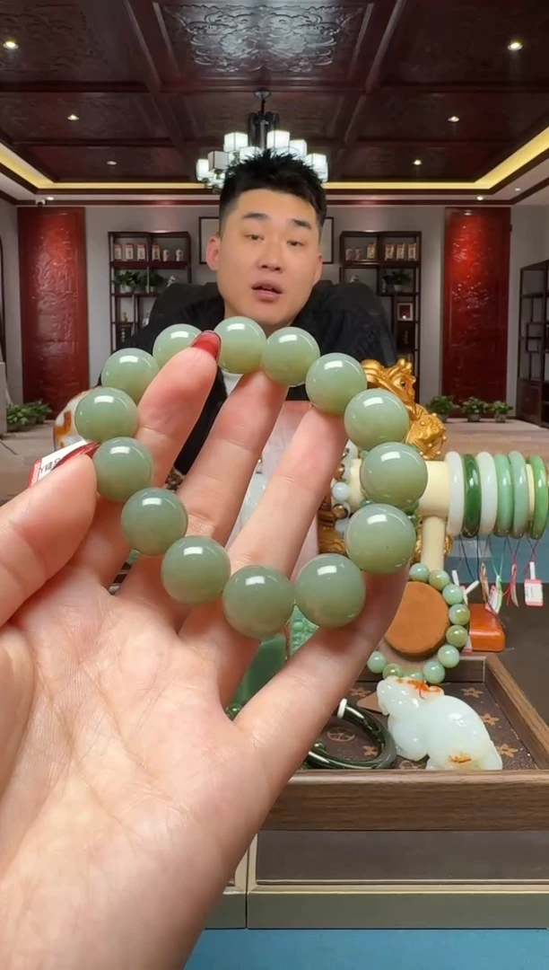 未镶嵌和田玉挂件qml16