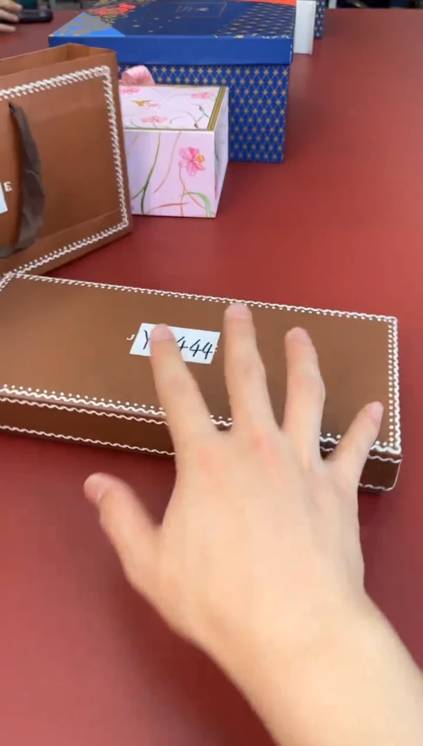 【闪购商品】瓷片新号开播全场漏@@YP444