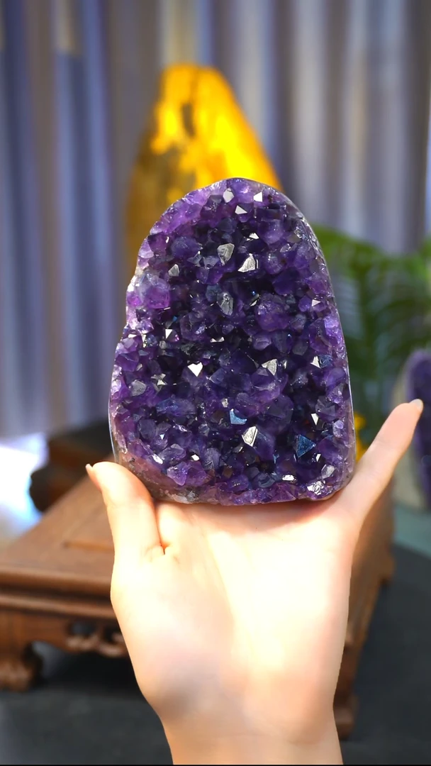 石材精品矿物晶体摆件