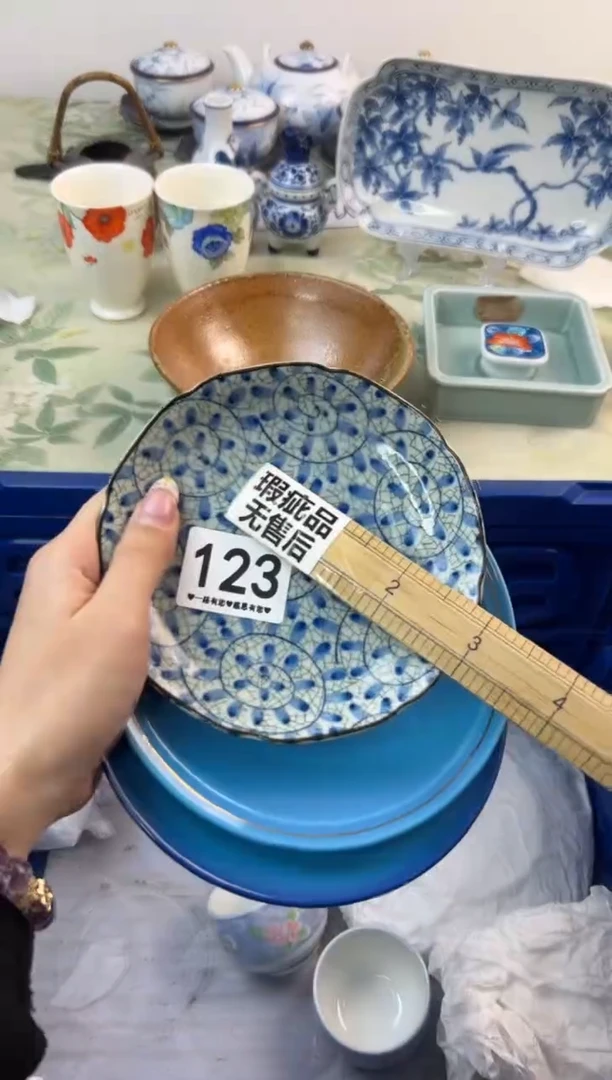 瓷片123...........